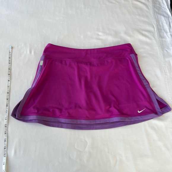 Nike Dri-Fit Golf Skirt - Picture 12 of 12